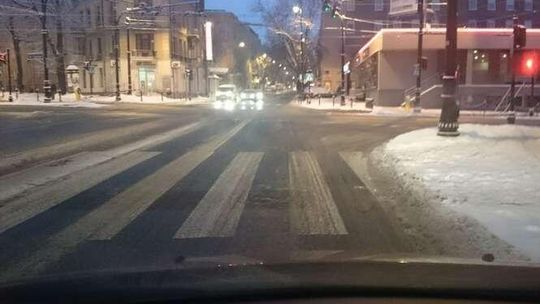 Lubelskie: Lepsze warunki na drogach, ale wciąż ślisko. 84 kolizje w ciągu ostatniej doby