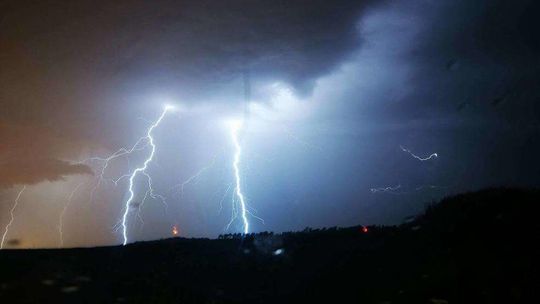 Lubelskie: Meteorolodzy ostrzegają przez burzami z gradem 
