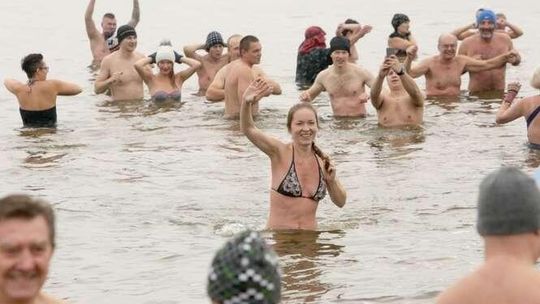 Lubelskie morsy rozpoczęły sezon (zdjęcia)