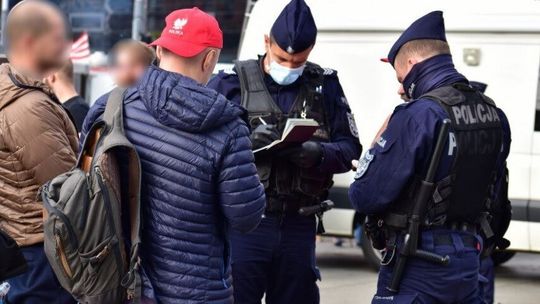 Lubelskie. Nie ma maseczki, to jest mandat. Kilka tysięcy ukaranych