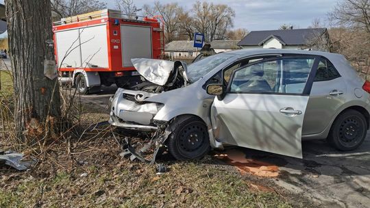 Lubelskie. Nie żyje kierowca toyoty. "Brak śladów hamowania"