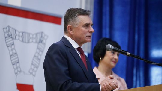 Lubelskie. Opał uczniom z małej szkoły zapewnili zwykli ludzie. Ministerstwo i wojewoda reagują