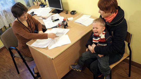 Lubelskie: Pierwsze wypłaty 500 zł na dziecko już na kontach mieszkańców