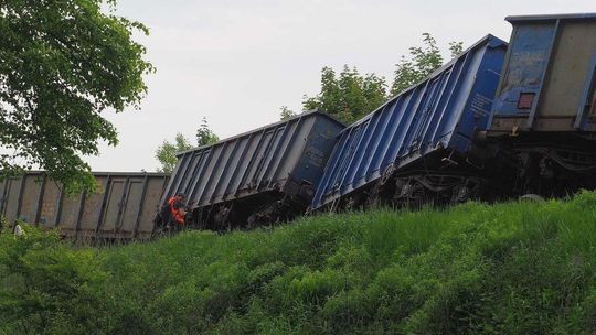 Lubelskie: Pociągów na razie nie będzie. Ruch po wypadku wstrzymany na dłużej