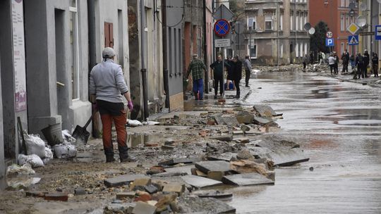 Lubelskie pomaga powodzianom. Zbierają dary, przekazują pieniądze