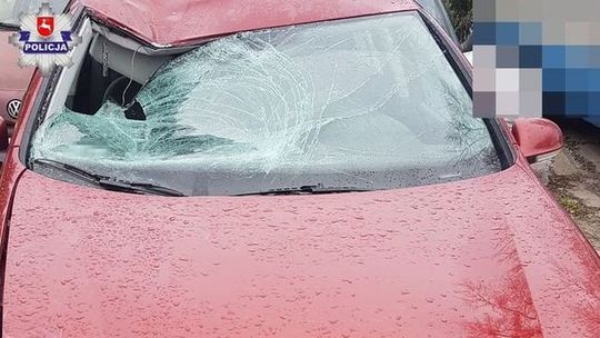 Lubelskie: Potrącił samochodem rowerzystkę, nie pomógł tylko uciekł. Kobieta nie żyje