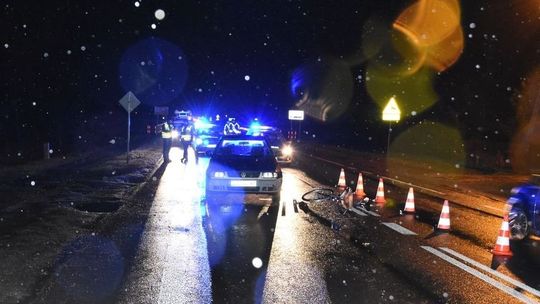 Lubelskie: Przechodził przez jezdnię i został potrącony przez samochód