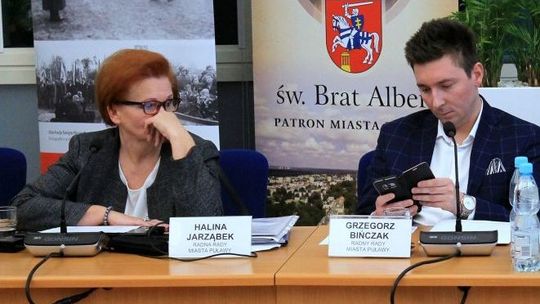 Lubelskie: Radni będą musieli patrzeć na zegarek 