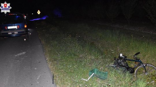 Lubelskie: Rowerzysta stał na środku jezdni. Śmiertelnie potrącił go samochód