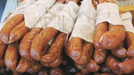 Lubelskie: Skontrolowali wędliny w sklepach i sieciach handlowych. Kiepskie wyniki