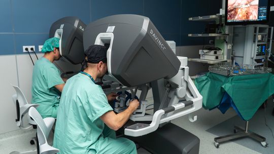 Lubelskie szpitale w czołówce chirurgii robotowej. Region wyróżnia się na tle całej Polski