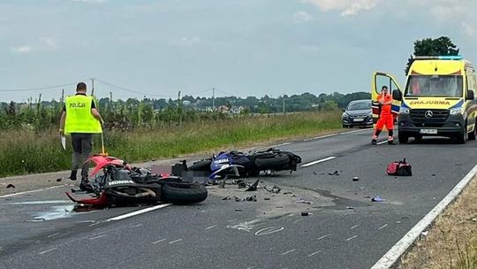 Lubelskie: Tragedia na drodze. Nie żyje dwójka motocyklistów