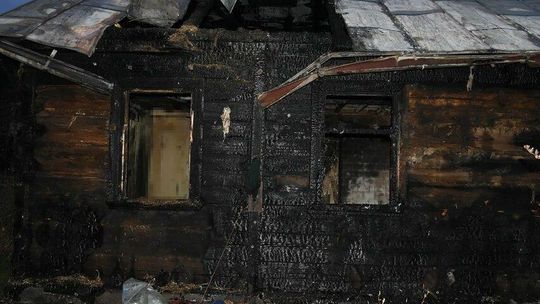 Lubelskie: Tragiczny pożar drewnianego domu. Podczas akcji znaleziono ciało 85-latki