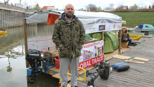 Lubelskie: Tratwą w piękny rejs po Europie. Podróżnik dopłynie aż do Morza Czarnego