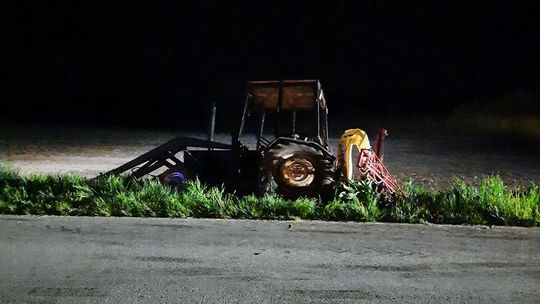 Lubelskie: Uderzył w rolniczy ciągnik. Znaleźli przy nim marihuanę