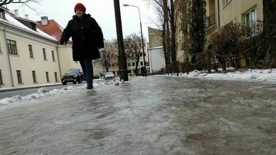 Lubelskie. Uwaga, jest ślisko!