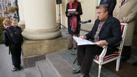 Lubelskie VIP-y czytały \"Pana Tadeusza\" (wideo, zdjęcia)