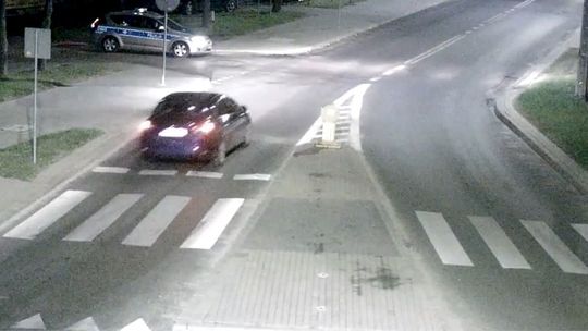 Lubelskie. W środku nocy jechała lewą stroną, a tłumaczyła się, że od lat mieszka w Anglii