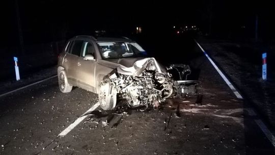 Lubelskie. Wypadek z udziałem kilku aut. Dwóch kierowców w szpitalu