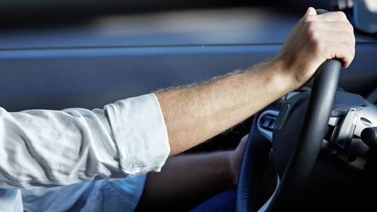 Lubelskie: Zadzwoniła, że jej partner może jechać po pijanemu. Teraz to sąsiad ma problem