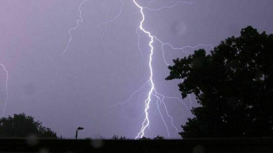 Lubelskie: Zamiast upałów, będą burze z gradem. Ostrzeżenie meteorologiczne