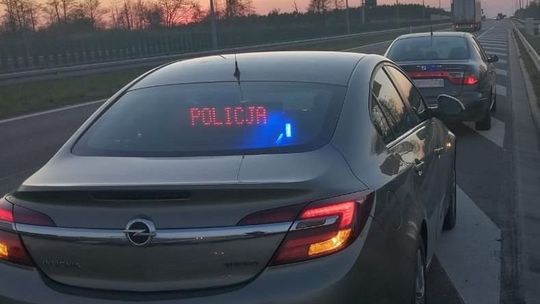 Lubelskie: Zatrzymała się na ekspresówce, by nakarmić dziecko