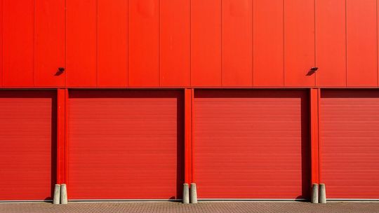 Lubelszczyzna stawia na wygodę – garaże blaszane, które sprawdzą się w każdych warunkach