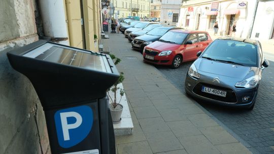 Lublin: 15 minut bezpłatnego parkowania na jednej z ulic Starego Miasta? Petycja przedsiębiorców