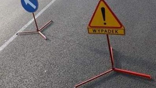 Lublin: 94-latek za kierownicą. Zahaczył o ciężarówkę