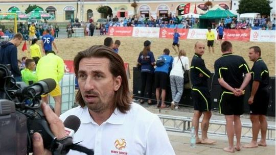 Lublin: Beach soccer przed zamkiem rozpoczęty (wideo, zdjęcia)