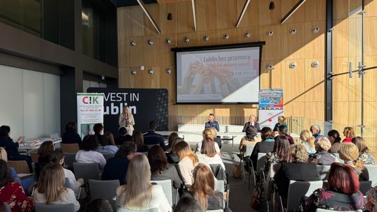 Lublin bez przemocy. W Urzędzie Miasta ruszyła konferencja poświęcona przeciwdziałaniu przemocy