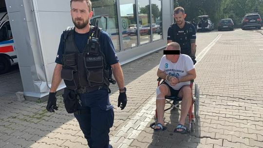 Lublin: Brutalnie dusił konkubinę, chciał ją zabić. To wszystko działo się na ulicy 