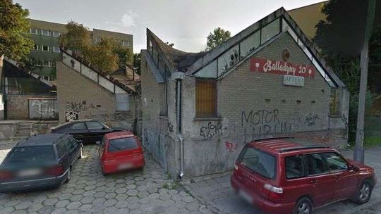 Lublin: Budynek i działki do wzięcia