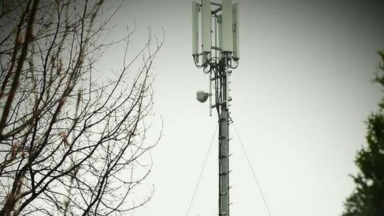 Lublin: Chcą stawiać maszt telefonii komórkowej, mieszkańcy protestują