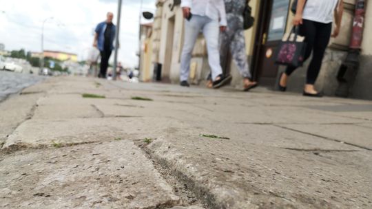 Lublin. Chodnik na ulicy Lubartowskiej będzie równy