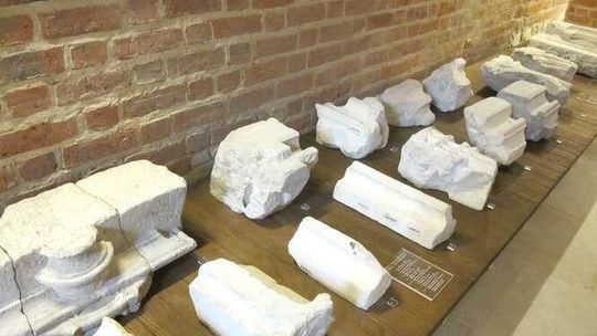 Lublin: Co kryje się pod Kaplicą św. Trójcy? Nowe pomieszczenia otwarte dla turystów