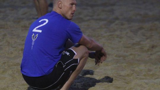 Lublin: \"Diablo\" Włodarczyk , Bąk, Iwan na beach soccer przed zamkiem