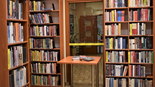 Lublin: Galerie handlowe zdążyły się otworzyć, biblioteki nie