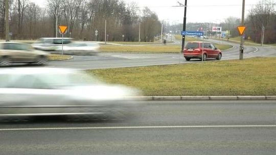 Lublin: Jest decyzja, będą światła na skrzyżowaniu ul. Diamentowej z Wrotkowską
