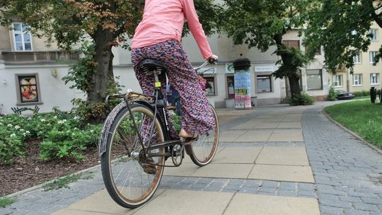 Lublin: Jest problem z samoobsługowymi stacjami naprawy rowerów