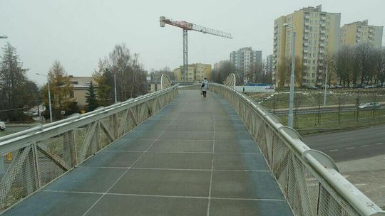 Lublin. Kładka niszczała, niszczeje i nadal będzie niszczeć