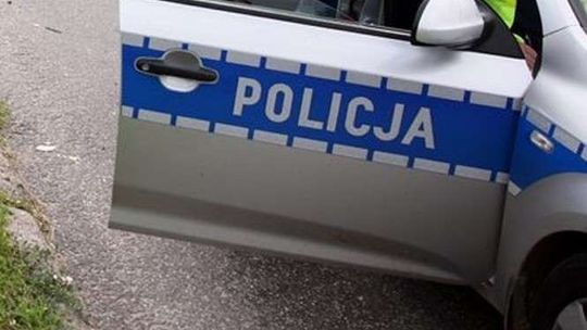 Lublin: Kolizja na Krochmalnej, honda wjechała w latarnię na Plewińskiego