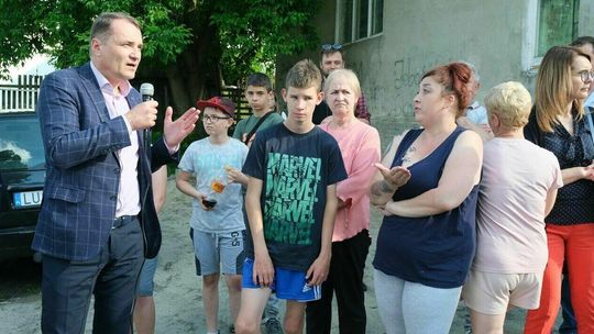 Lublin: Krzysztof Żuk wraca do spacerów po dzielnicach. Tym razem będzie Głusk