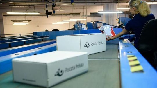 Lublin. Kurier przyjdzie z paczką częściej. Zmiany przed świętami