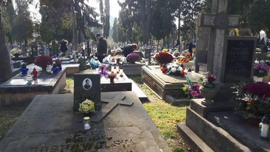 Lublin. Miasto odnowi groby żołnierzy