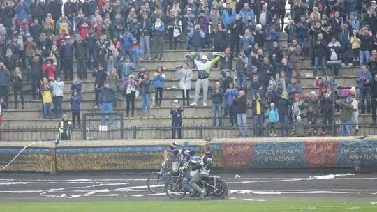 Lublin: Miasto zamawia nowe krzesełka na stadion żużlowy Lublin: Miasto zamawia nowe krzesełka na stadion żużlowy