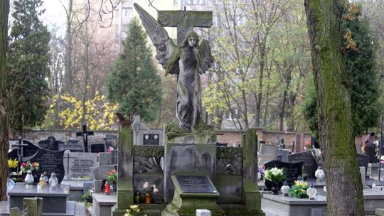 Lublin: Miejskie pieniądze na odnowę zabytków. Uratują nagrobek Emanuela Grafa