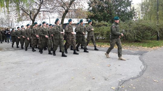 Lublin: Mieszkańcy ul. Paganiniego podzieleni ws. odgłosów z pobliskiej szkoły