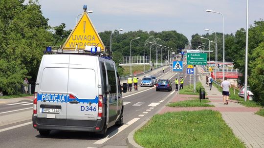Lublin: Młoda kobieta zmarła po potrąceniu, inna ciężko ranna. Kierowcy znowu się rozpędzają