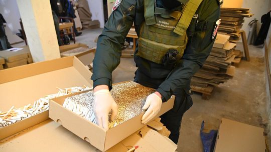 Lublin. Na obrzeżach miasta niepozorna fabryczka, a w niej nielegalny biznes